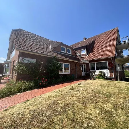5 Im Haus Sylvia,