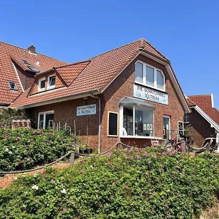 5 Im Haus Sylvia, *